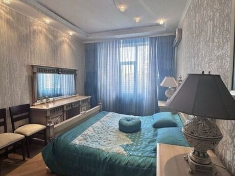 4-комнатная квартира, 185 м², Elmlər Akademiyası: 495 000 ₼ 4