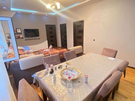 4 otaqlı həyət evi/bağ evi - Sumqayıt - 150 m²