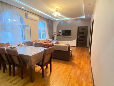 4 otaqlı həyət evi/bağ evi - Sumqayıt - 150 m²