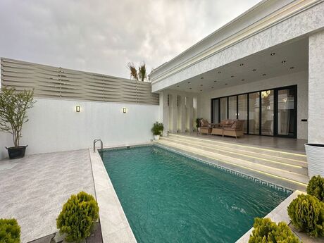 4 otaqlı həyət evi/bağ evi - Şüvəlan q. - 170 m²