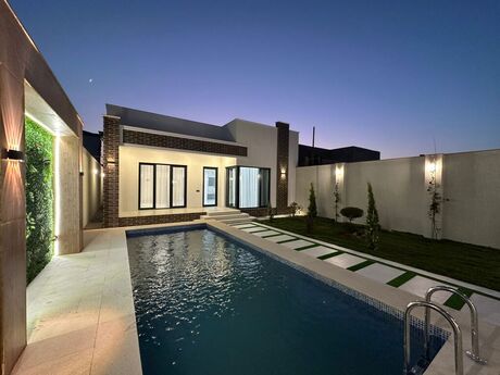 4 otaqlı həyət evi/bağ evi - Şimal DRES q. - 140 m²