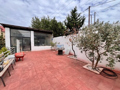 7 otaqlı həyət evi/bağ evi - Badamdar q. - 300 m²