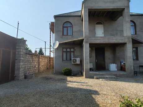 4 otaqlı həyət evi/bağ evi - Buzovna q. - 200 m²