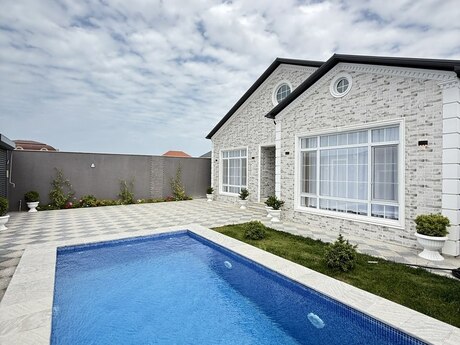 4 otaqlı həyət evi/bağ evi - Mərdəkan q. - 160 m²