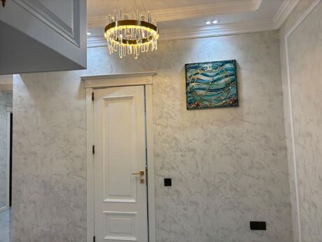 4 otaqlı yeni tikili - 28 May m. - 170 m²