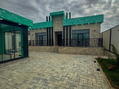 4 otaqlı həyət evi/bağ evi - Mərdəkan q. - 180 m²