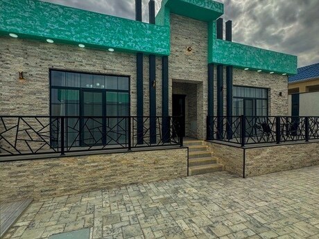 4 otaqlı həyət evi/bağ evi - Mərdəkan q. - 180 m²