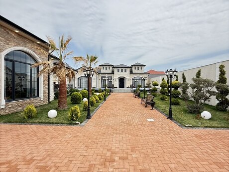 5 otaqlı həyət evi/bağ evi - Şüvəlan q. - 400 m²
