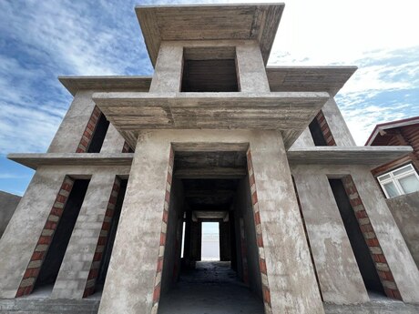 5 otaqlı həyət evi/bağ evi - Şıxov q. - 500 m²