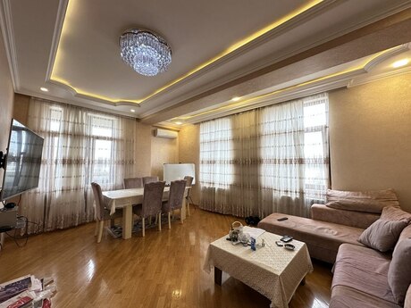 3-room apartment, 100 m², Bakıxanov: 300 000 ₼ 2