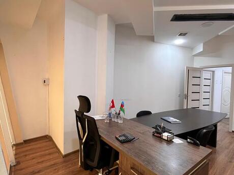 1 otaqlı ofis - Sahil m. - 27 m²