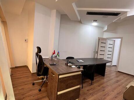 1 otaqlı ofis - Sahil m. - 27 m²