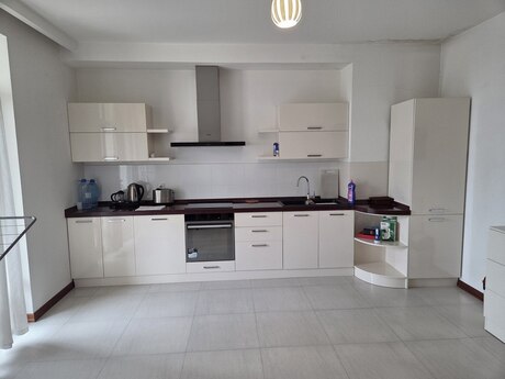 3-комн. новостройка - Сабаильский р. - 160 м²