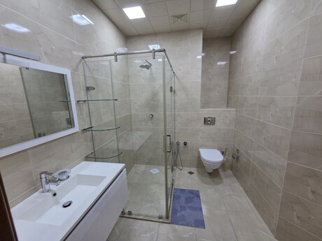 3-комн. новостройка - Сабаильский р. - 160 м²