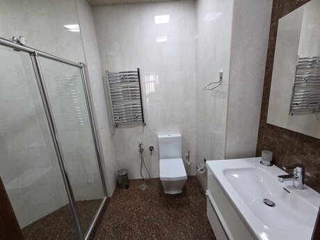 3 otaqlı mənzil, 160 m², Səbail: 650 000 ₼ 5