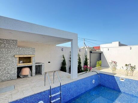 4 otaqlı həyət evi/bağ evi - Mərdəkan q. - 150 m²