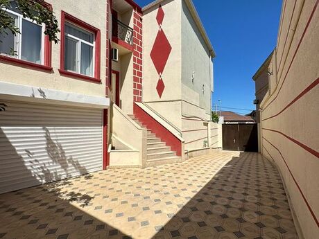 4 otaqlı həyət evi/bağ evi - Badamdar q. - 300 m²