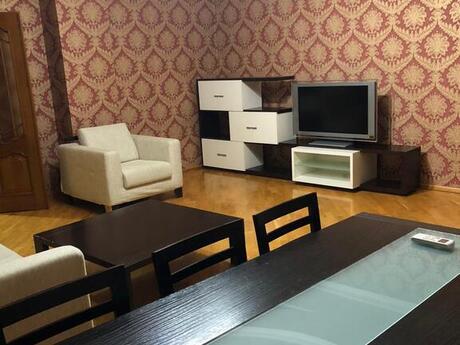 3 otaqlı yeni tikili - Nəriman Nərimanov m. - 114 m²