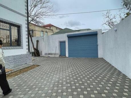 4 otaqlı həyət evi/bağ evi - Badamdar q. - 300 m²