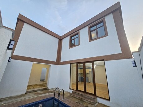 4 otaqlı həyət evi/bağ evi - Şüvəlan q. - 150 m²