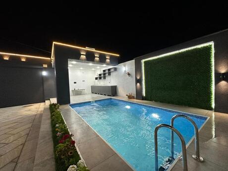 4 otaqlı həyət evi/bağ evi - Şimal DRES q. - 180 m²