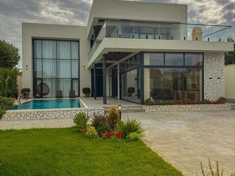 6 otaqlı həyət evi/bağ evi - Mərdəkan q. - 360 m²