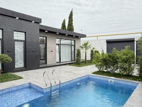 4 otaqlı həyət evi/bağ evi - Şüvəlan q. - 160 m²