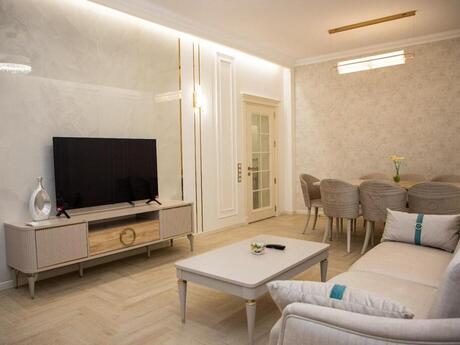 Kirayə 3 otaqlı mənzil, 123 m², Nərimanov: 2 000 ₼/ay 4