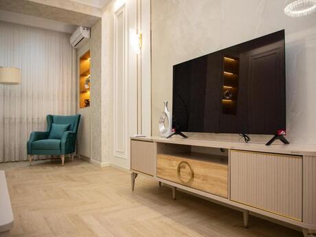 Kirayə 3 otaqlı mənzil, 123 m², Nərimanov: 2 000 ₼/ay 3