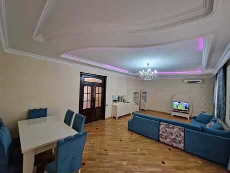6 otaqlı həyət evi/bağ evi - Əhmədli m. - 300 m²