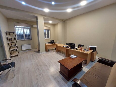4 otaqlı ofis - 28 May m. - 120 m²
