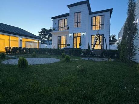 5 otaqlı həyət evi/bağ evi - Mərdəkan q. - 350 m²