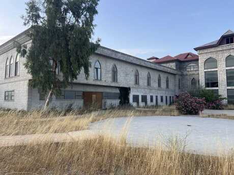 Obyekt - Qala q. - 2324 m²