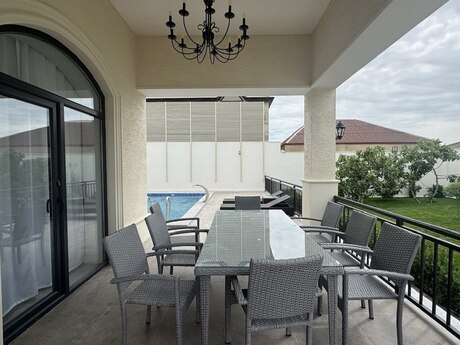 4 otaqlı həyət evi/bağ evi - Buzovna q. - 180 m²