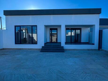3 otaqlı həyət evi/bağ evi - Şüvəlan q. - 110 m²