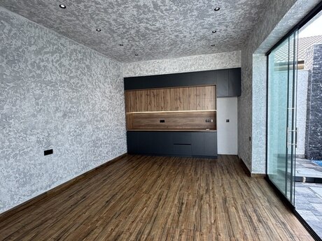 5 otaqlı həyət evi/bağ evi - Mərdəkan q. - 300 m²