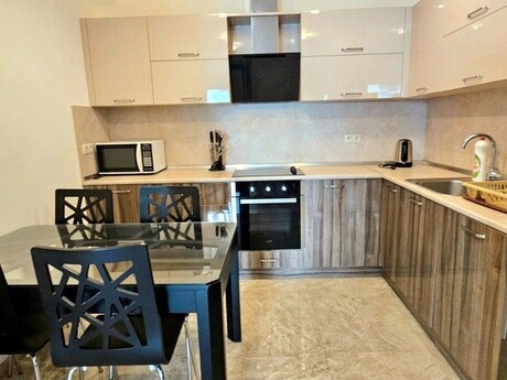 2-комн. новостройка - Сабаильский р. - 92 м²