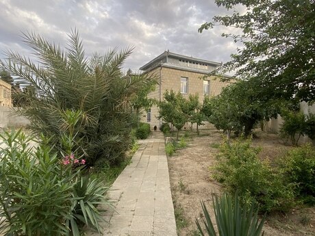 6 otaqlı həyət evi, 300 m², Novxanı: 355 000 ₼ 4