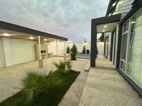 4 otaqlı həyət evi/bağ evi - Mərdəkan q. - 140 m²