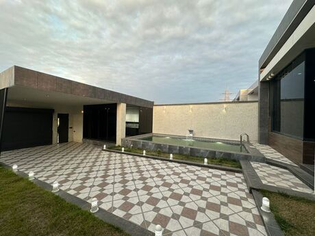 4 otaqlı həyət evi/bağ evi - Mərdəkan q. - 200 m²