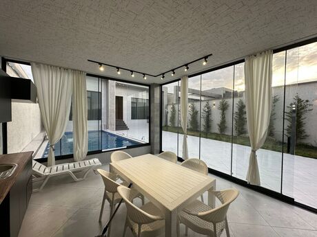 4 otaqlı həyət evi/bağ evi - Mərdəkan q. - 200 m²