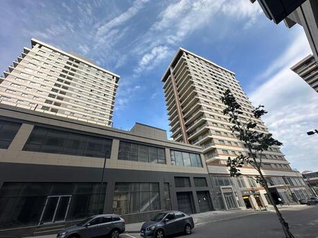 4 otaqlı yeni tikili - Ağ şəhər q. - 194 m²