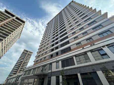 4 otaqlı yeni tikili - Ağ şəhər q. - 194 m²