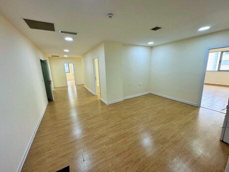 4 otaqlı ofis - Şah İsmayıl Xətai m. - 190 m²