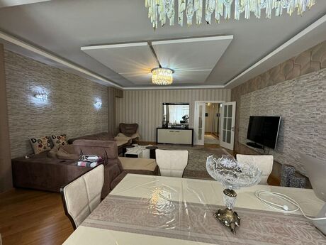 3 otaqlı mənzil, 188 m², 8 Noyabr: 500 000 ₼ 3