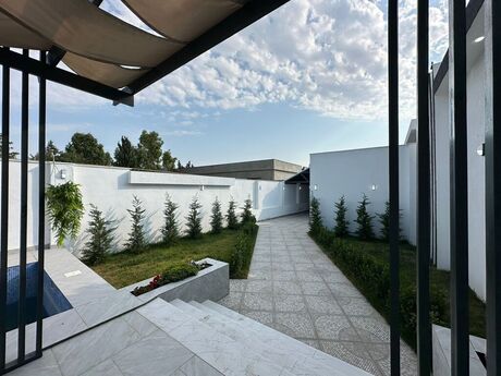 4 otaqlı həyət evi/bağ evi - Mərdəkan q. - 170 m²