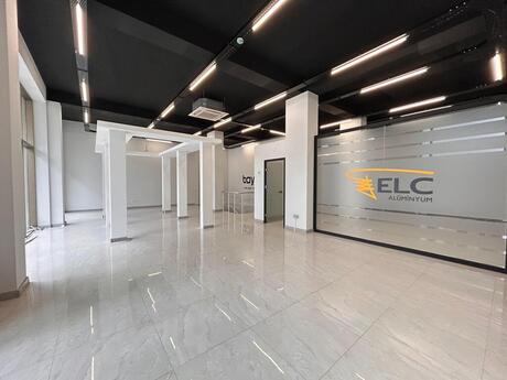 Obyekt - Ağ şəhər q. - 235 m²