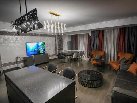 4 otaqlı yeni tikili - İçəri Şəhər m. - 155 m²