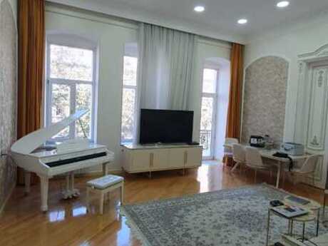 3 otaqlı mənzil, 136 m², Sahil: 650 000 ₼ 3