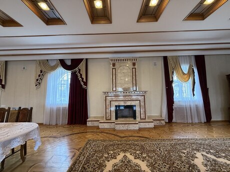 10 otaqlı həyət evi/bağ evi - Badamdar q. - 1000 m²